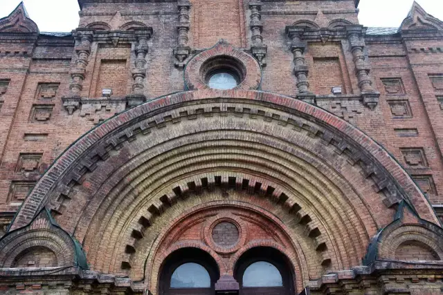 塔道斯西餐厅和华梅西餐厅对比_道塔斯西餐厅哈尔滨_塔道斯西餐厅始建于